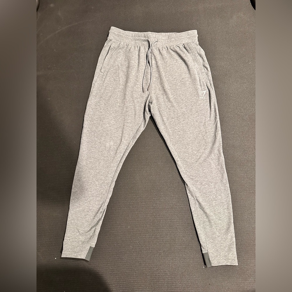 GYMSHARK JOGGERS